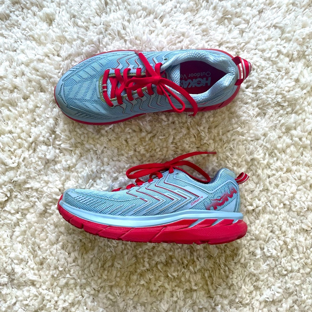 Hoka Clifton 4 Outdoor Voices size 5.5